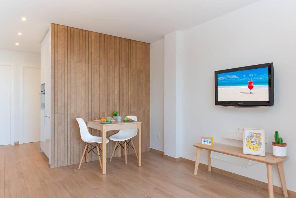 Appartement Blue Dream 1 - Sea Views, Terrace And Pool *